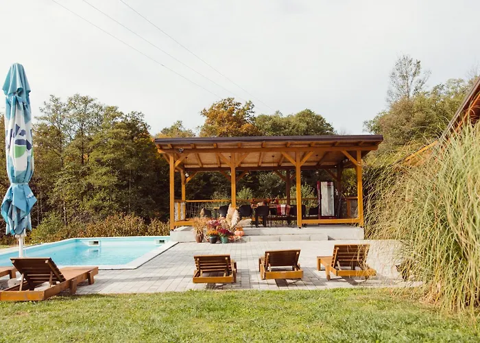 Srce Kozare بيت للعطل