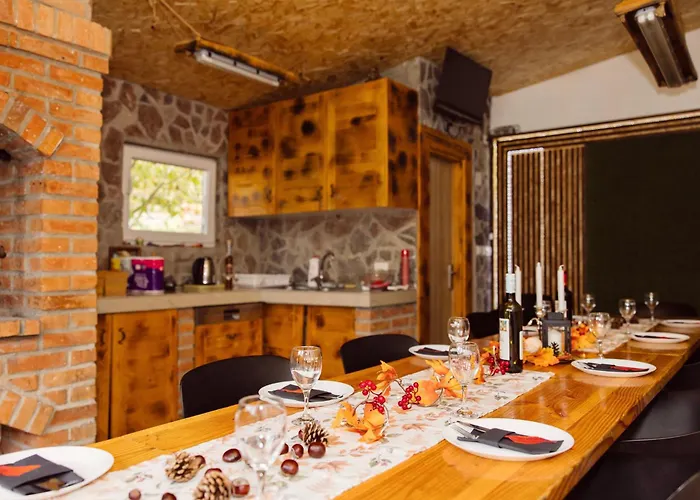 بيت للعطل Srce Kozare